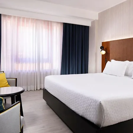 Four Points By Sheraton Hotel