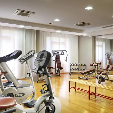 Four Points By Sheraton Hotel 4*