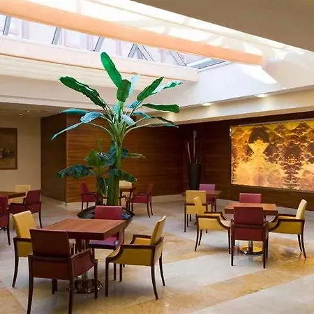 Four Points By Sheraton סיינה