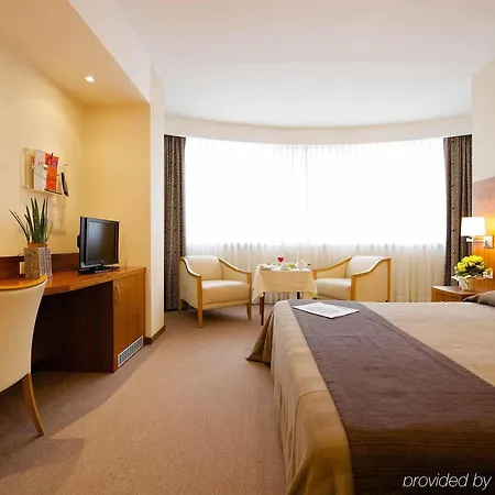 Four Points By Sheraton 4* סיינה
