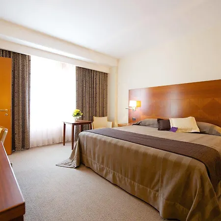 Four Points By Sheraton Hotel