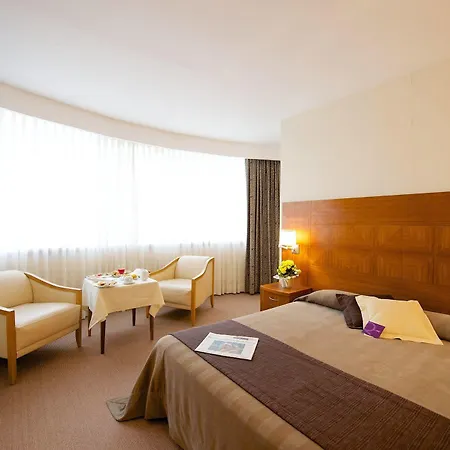 מלון Four Points By Sheraton 4*