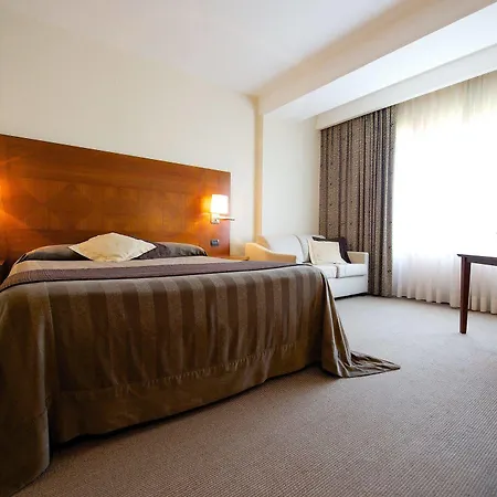 מלון Four Points By Sheraton