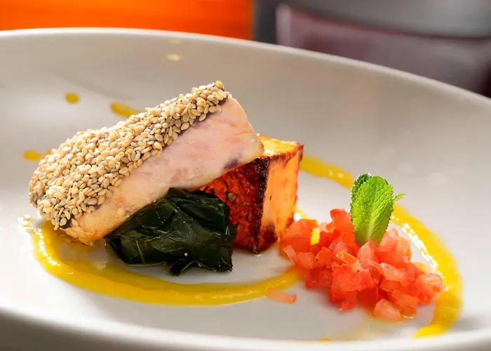 Four Points By Sheraton Готель Сієна