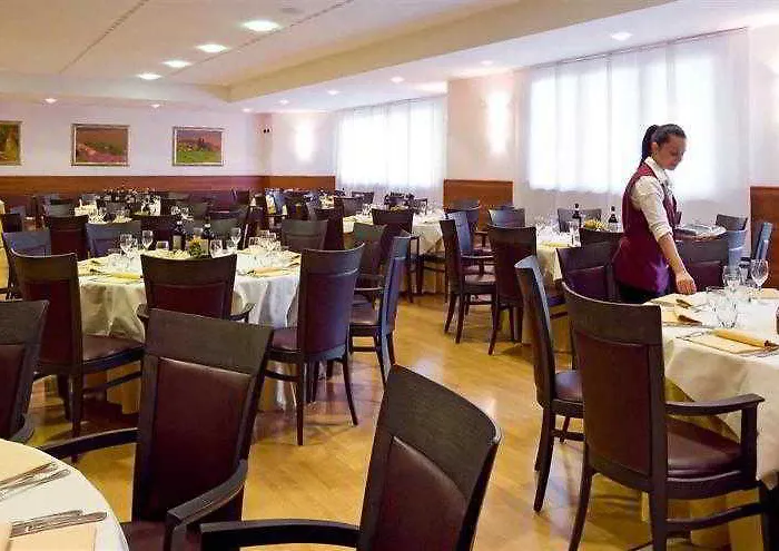 Hotel Four Points By Sheraton 4*