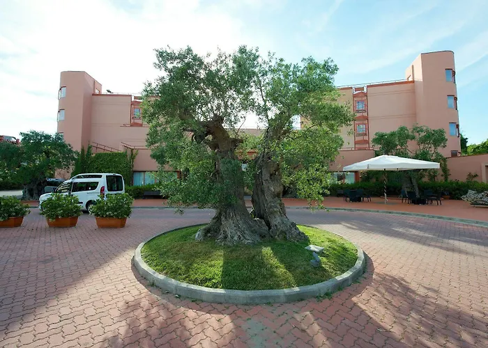 Four Points By Sheraton Hotel