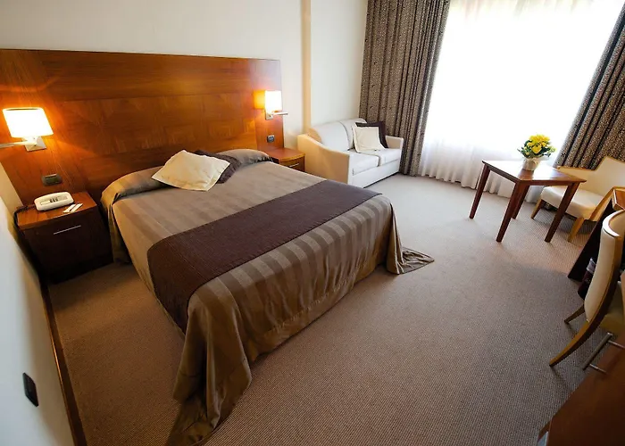 Готель Four Points By Sheraton Сієна