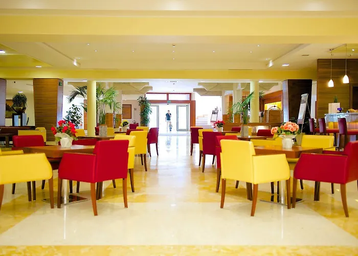 Готель Four Points By Sheraton