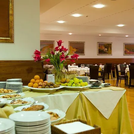 Hotel Four Points By Sheraton Siena