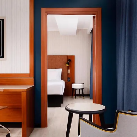 Four Points By Sheraton Hotel 4*
