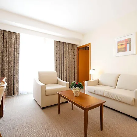 Four Points By Sheraton Hotel 4*