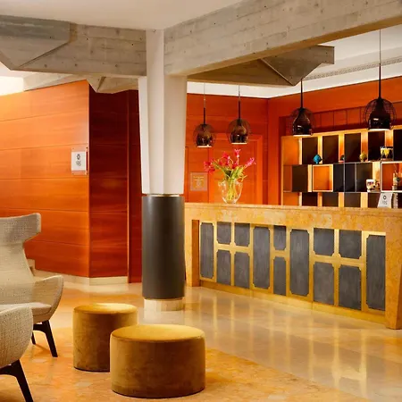 Отель Four Points By Sheraton 4*