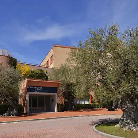 Four Points By Sheraton Отель Сиена