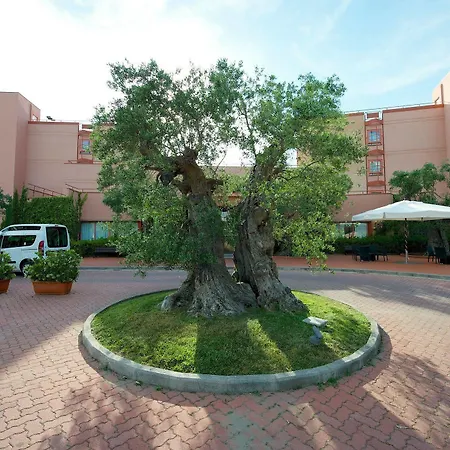 Four Points By Sheraton Отель