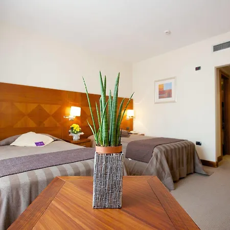 Four Points By Sheraton Отель Сиена