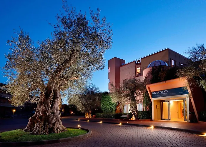 Four Points By Sheraton Отель Сиена