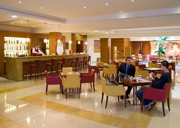 Four Points By Sheraton Отель