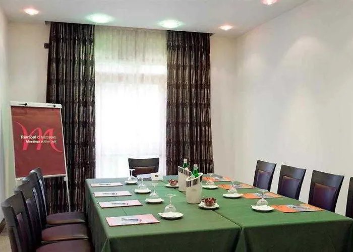 Four Points By Sheraton Отель